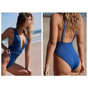 NEW Agua Bendita Ellis One Piece Blue Deep V Neck Open Back Latin Swimsuit XL